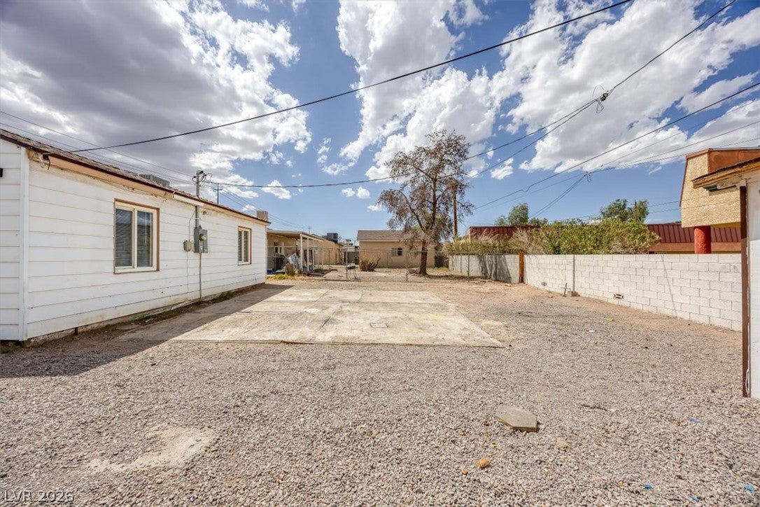 120 W Victory Road