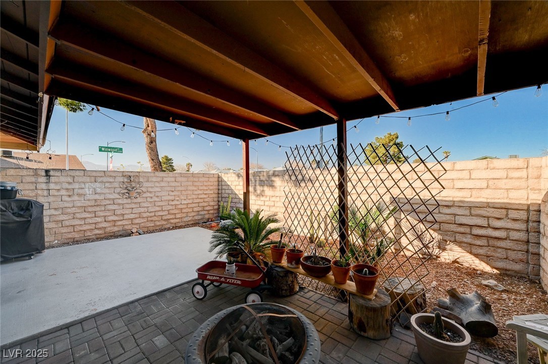 Las Vegas, Nevada 89108, United States, 2 Bedrooms Bedrooms, ,1 BathroomBathrooms,Residential,Active,15380