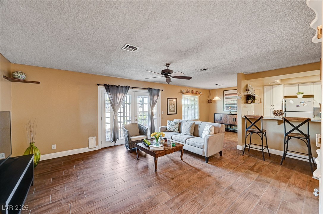 Las Vegas, Nevada 89108, United States, 2 Bedrooms Bedrooms, ,1 BathroomBathrooms,Residential,Active,15380