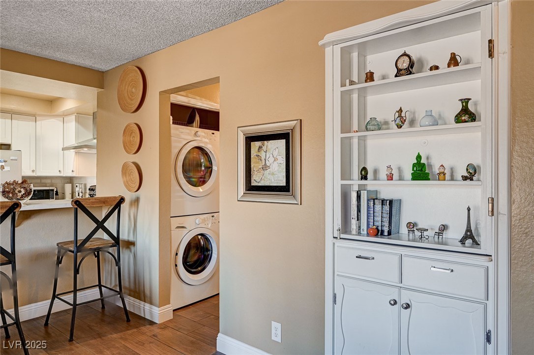 Las Vegas, Nevada 89108, United States, 2 Bedrooms Bedrooms, ,1 BathroomBathrooms,Residential,Active,15380