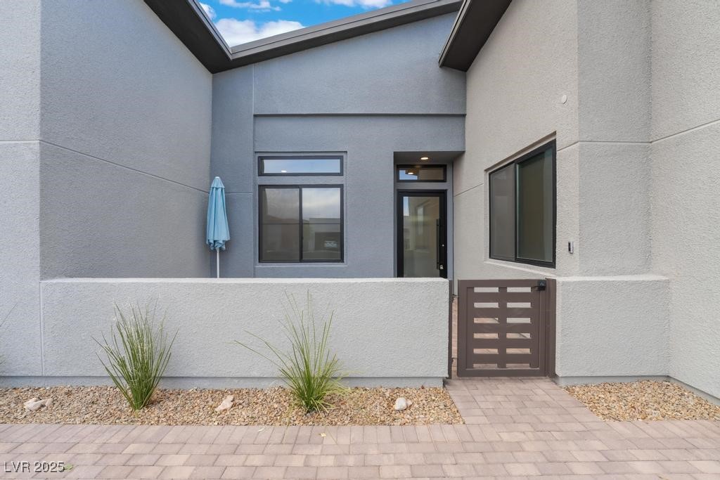 Properties 3 477 Highview Ridge Avenue