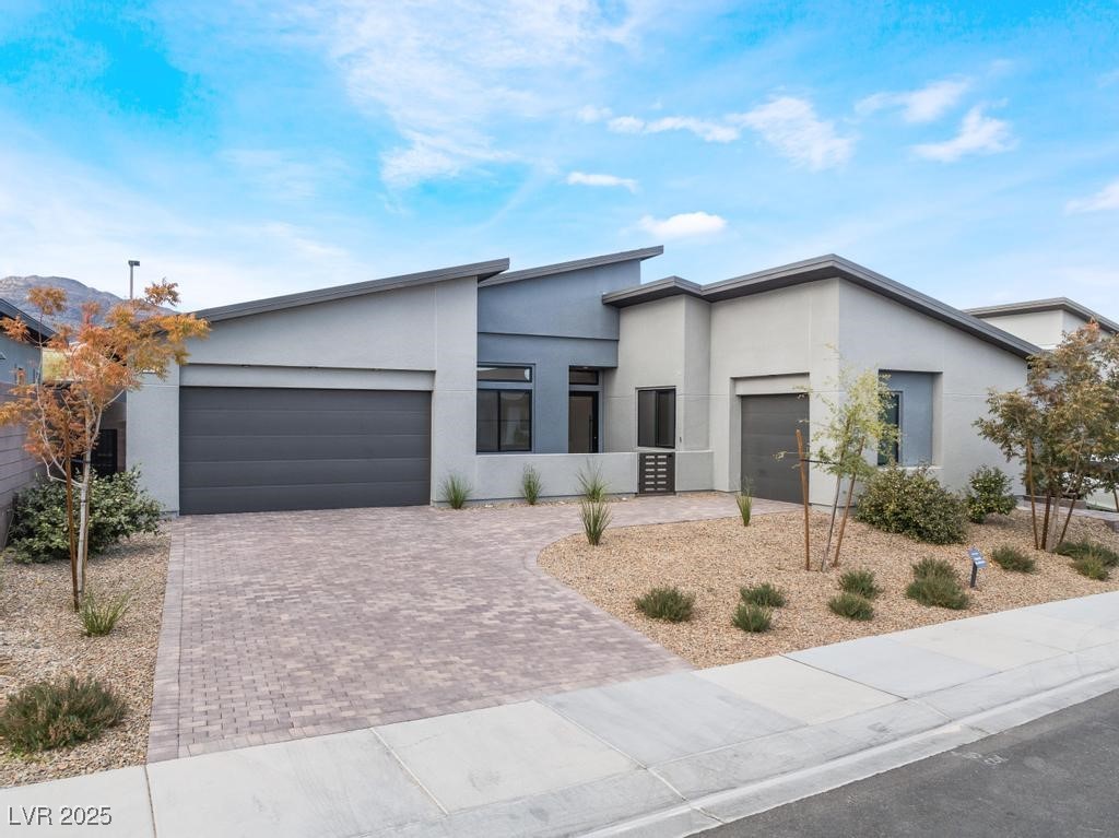 Properties 2 477 Highview Ridge Avenue