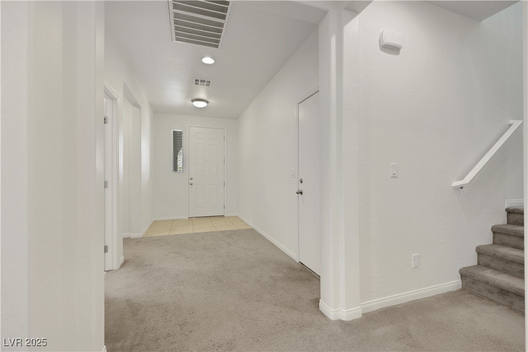 5713 Silver Cascade Avenue