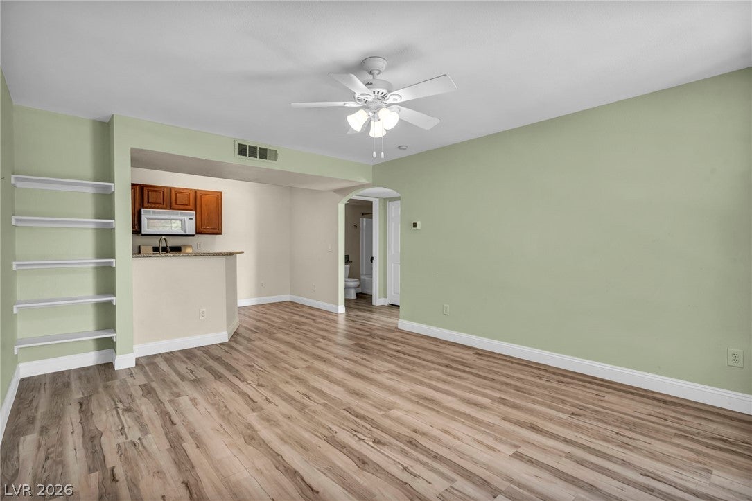 5118 S Jones Boulevard 206