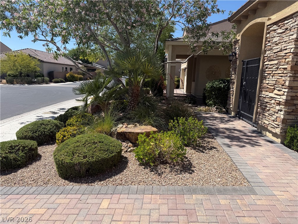 817 Orchard Course Drive
