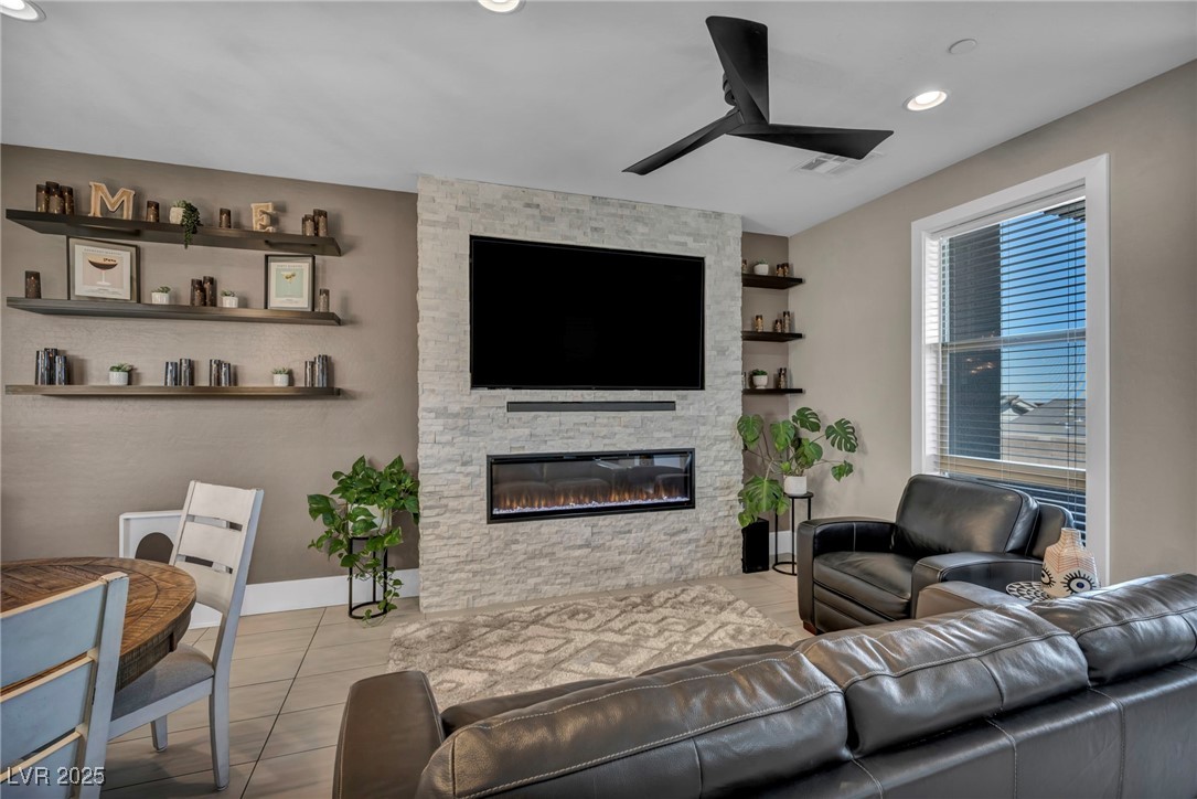 Properties 3 460 Pear Lake Street