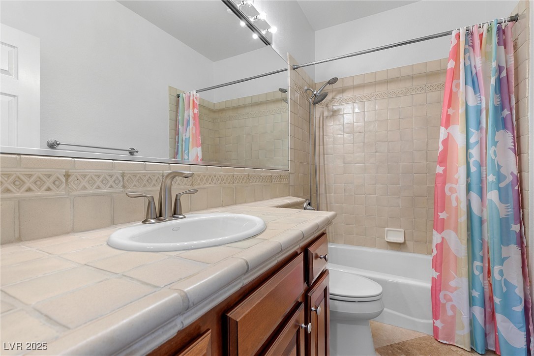 Las Vegas, Nevada 89141, United States, 5 Bedrooms Bedrooms, ,6 BathroomsBathrooms,Residential,Active,90449