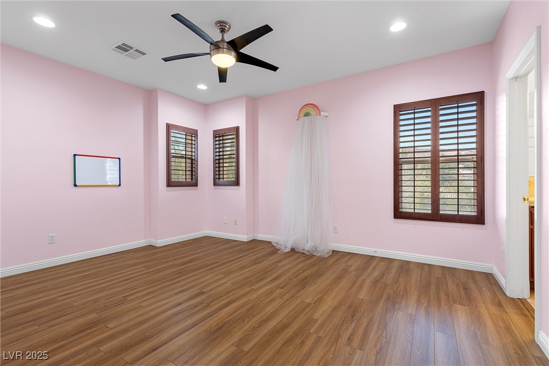 Las Vegas, Nevada 89141, United States, 5 Bedrooms Bedrooms, ,6 BathroomsBathrooms,Residential,Active,90449