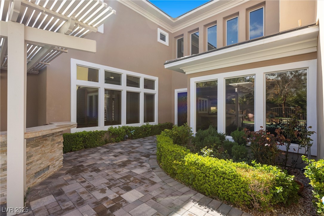 Las Vegas, Nevada 89141, United States, 5 Bedrooms Bedrooms, ,6 BathroomsBathrooms,Residential,Active,90449