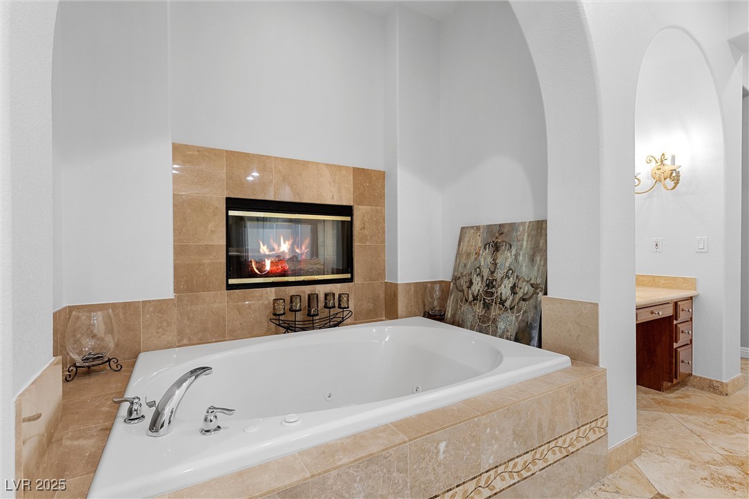 Las Vegas, Nevada 89141, United States, 5 Bedrooms Bedrooms, ,6 BathroomsBathrooms,Residential,Active,90449