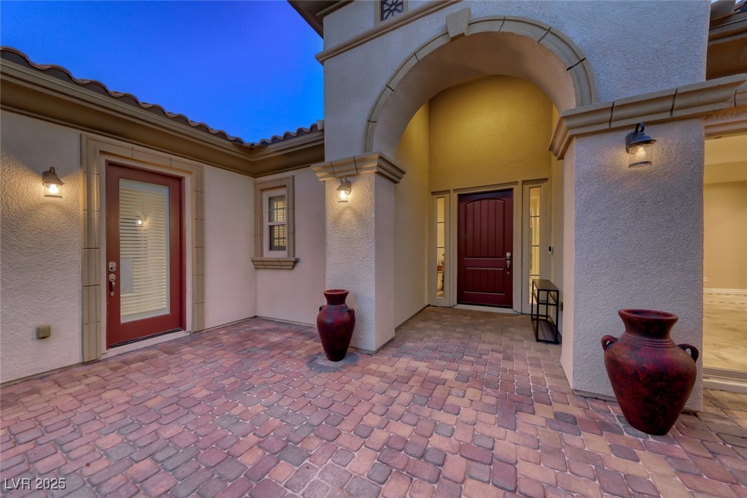 15 Grand Masters Drive