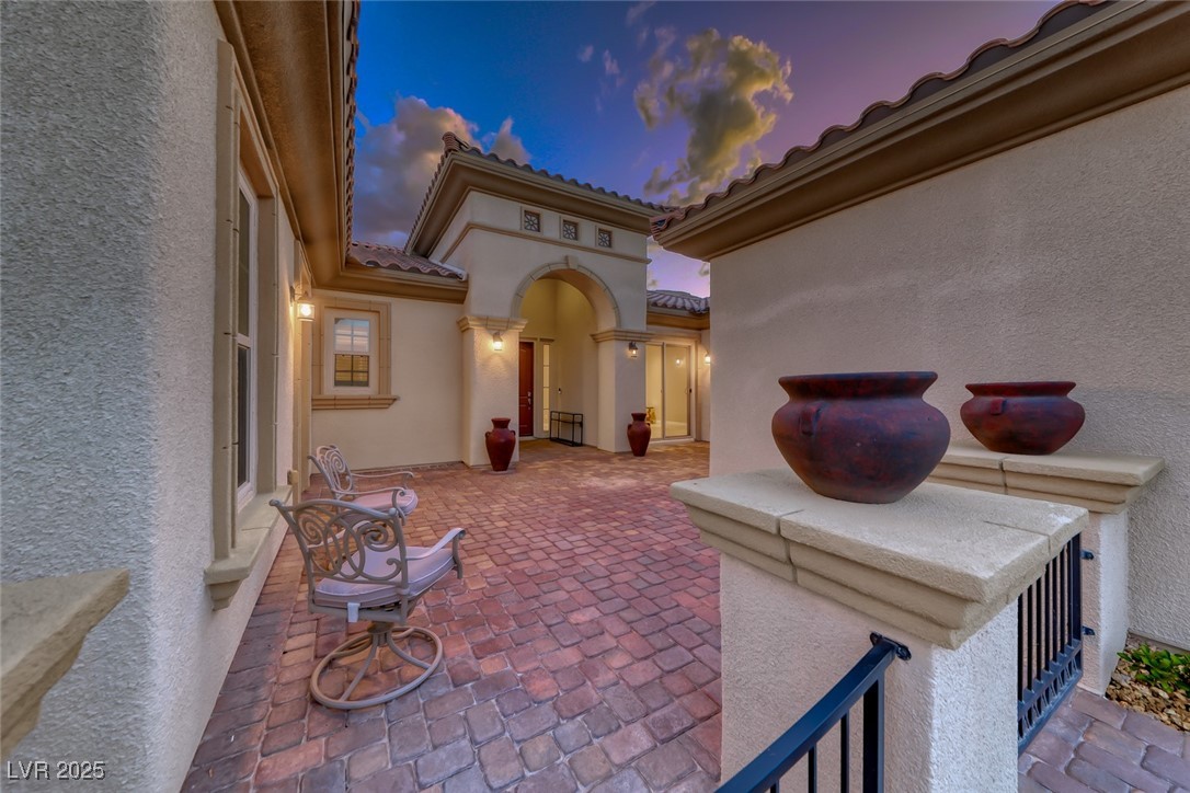 15 Grand Masters Drive