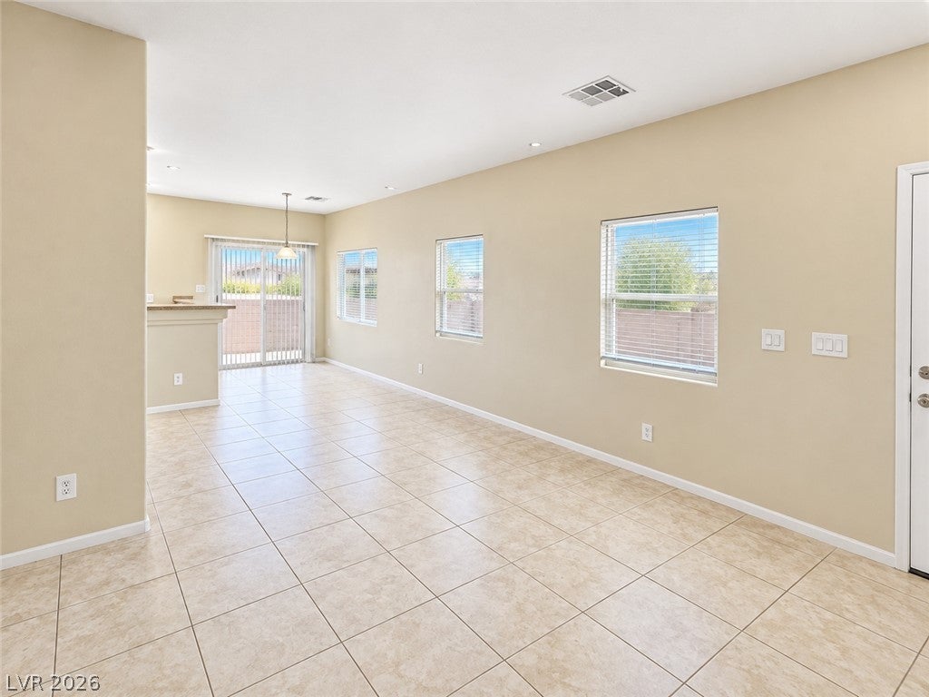 4624 Snake Eyes Street 102