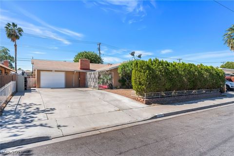 Photo of 1905 Fontana Avenue, Las Vegas, NV 89106 (MLS # 2772116)