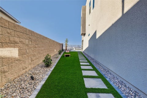 Tiny photo for 214 Shaded Canyon Drive, Henderson, NV 89012 (MLS # 2779005)