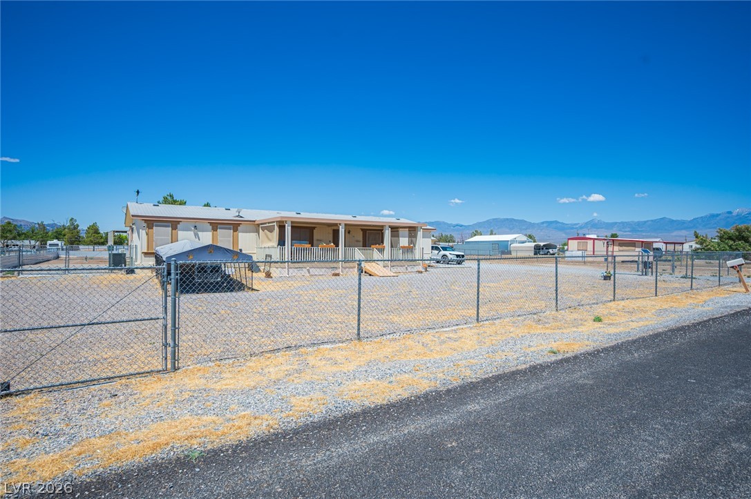 3200 Maple Road
