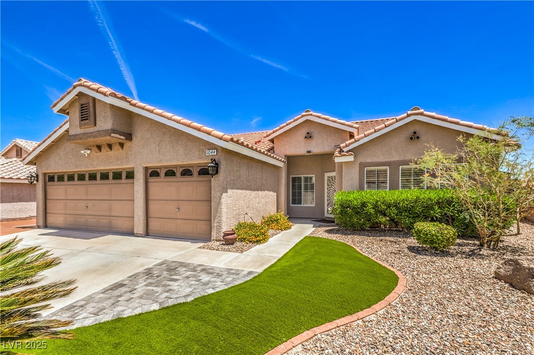 1044 Spanish Needle Street, Henderson, Nevada image 4