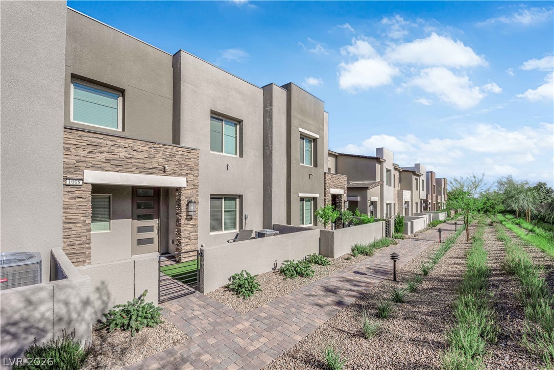 600 N Carriage Hill Drive 1008