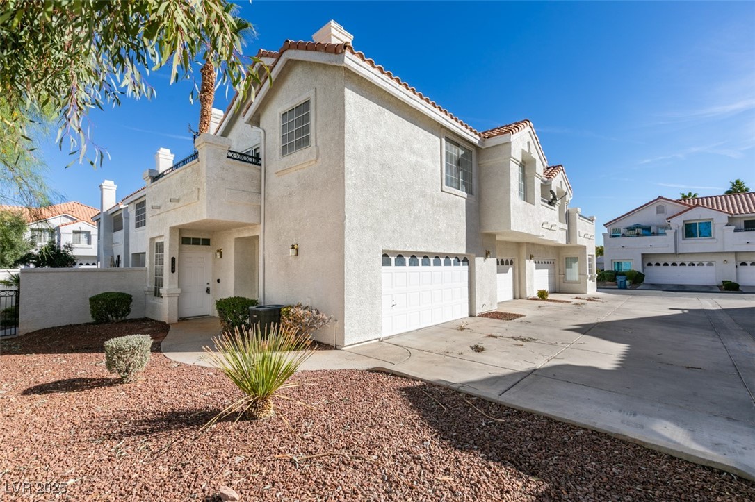 5201 S Torrey Pines Drive 1184