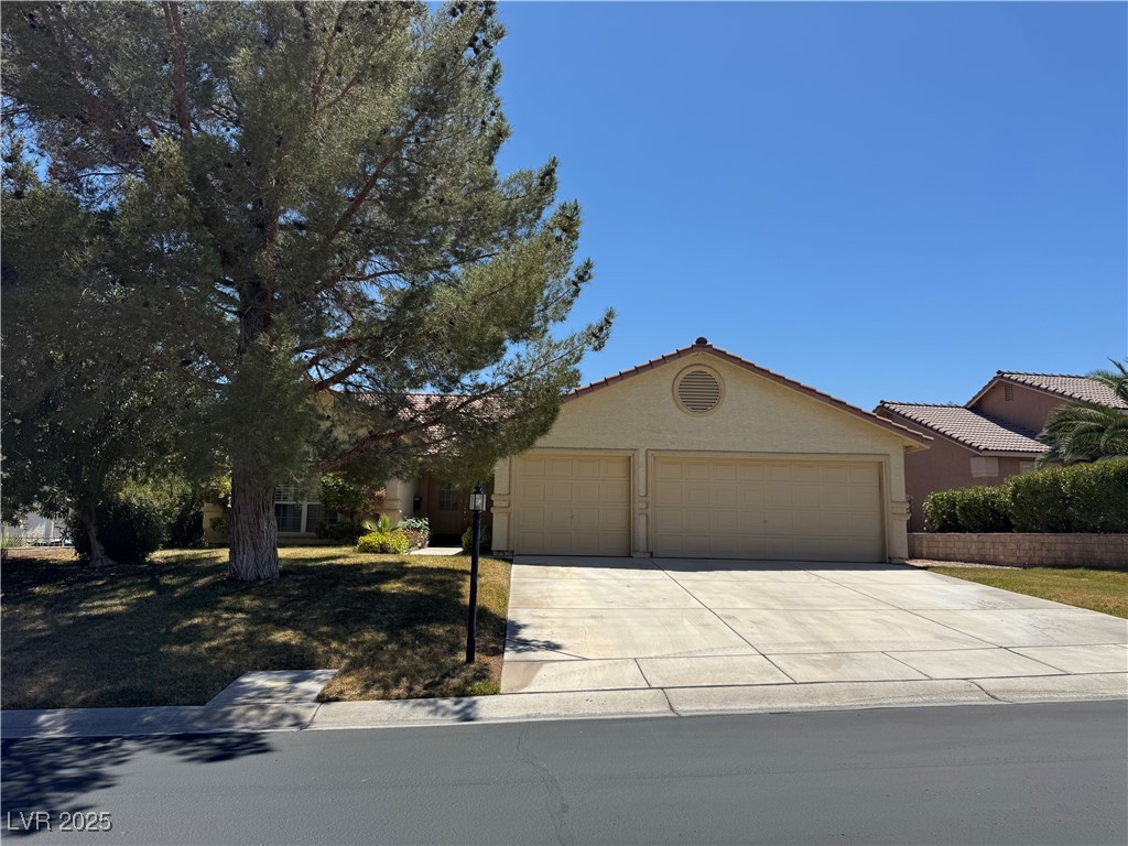 5121 Burr Oak Drive, Las Vegas, Nevada image 1