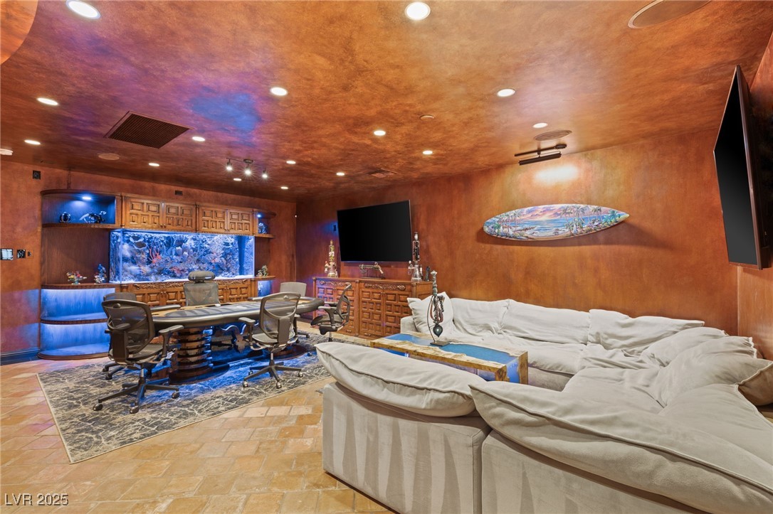 Las Vegas, Nevada 89118, United States, 7 Bedrooms Bedrooms, ,13 BathroomsBathrooms,Residential,Active,22582