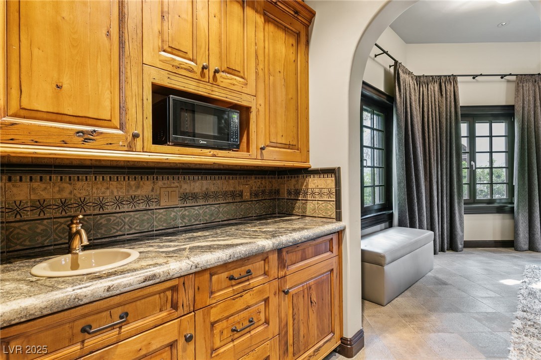 Las Vegas, Nevada 89118, United States, 7 Bedrooms Bedrooms, ,13 BathroomsBathrooms,Residential,Active,22582