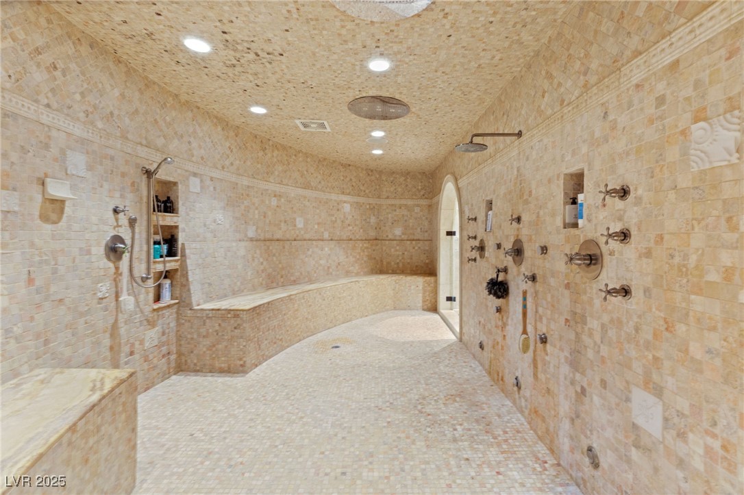 Las Vegas, Nevada 89118, United States, 7 Bedrooms Bedrooms, ,13 BathroomsBathrooms,Residential,Active,22582