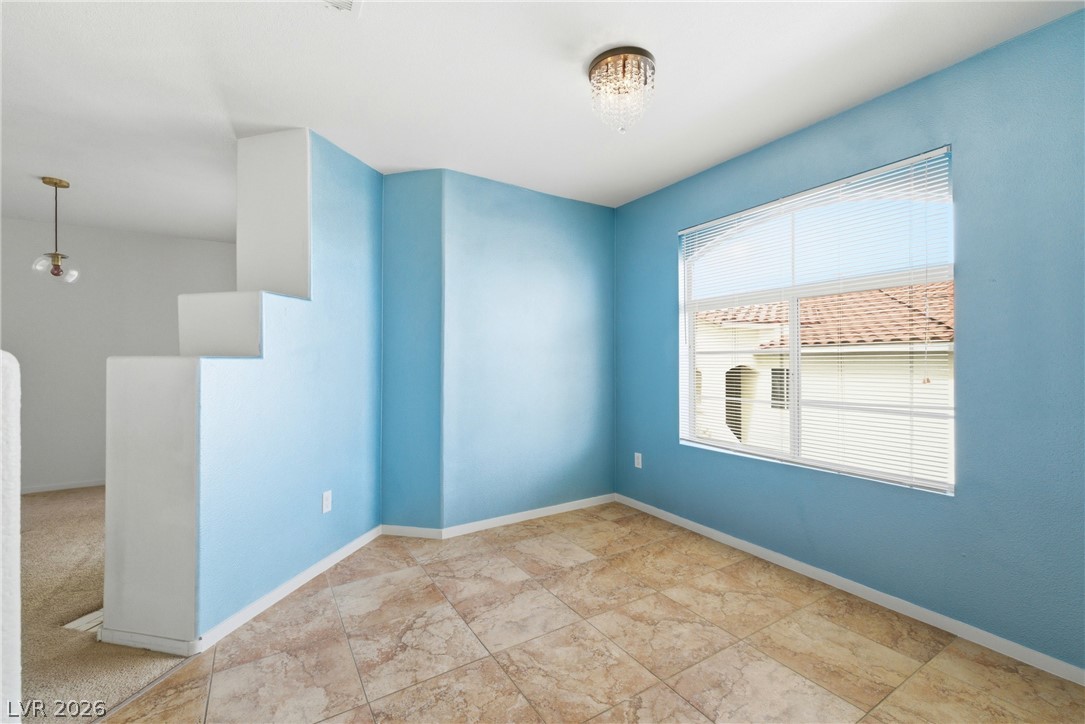 698 S Racetrack Road 823