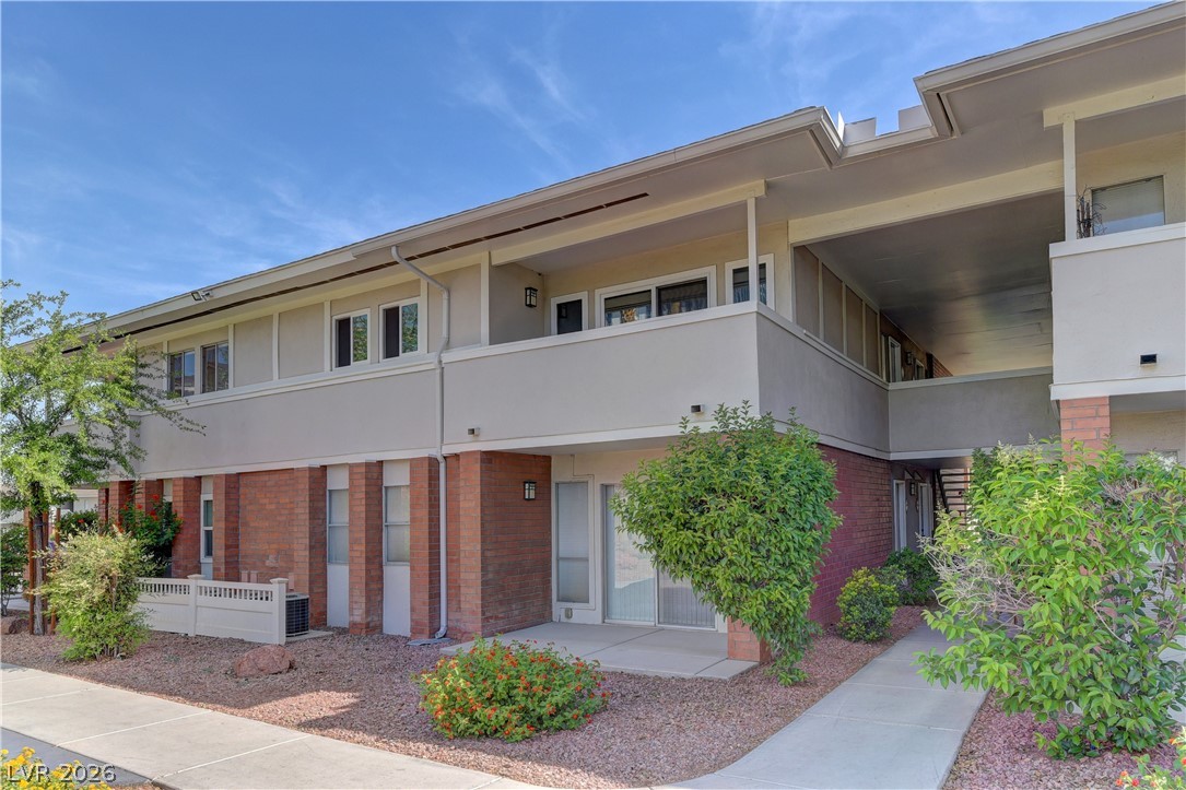 2867 Geary Place 3010