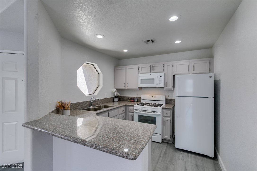 5032 S Rainbow Boulevard #206, Las Vegas, Nevada image 3