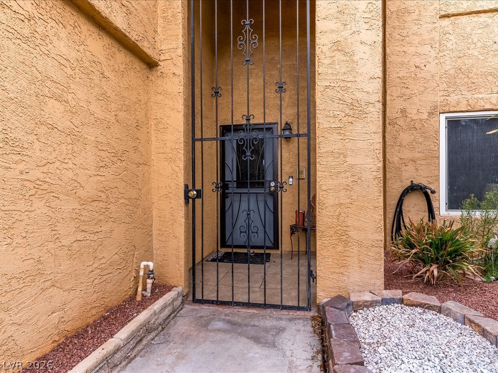 513 Dolores Drive