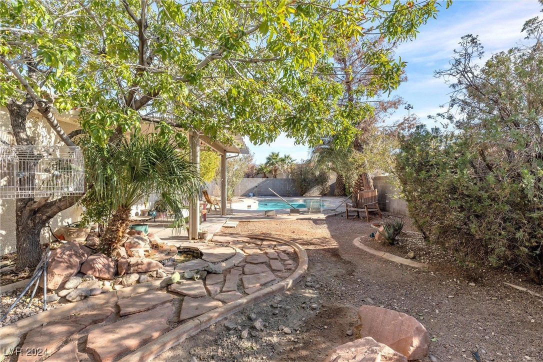 13 Desert Dawn Lane, Henderson, Nevada image 32