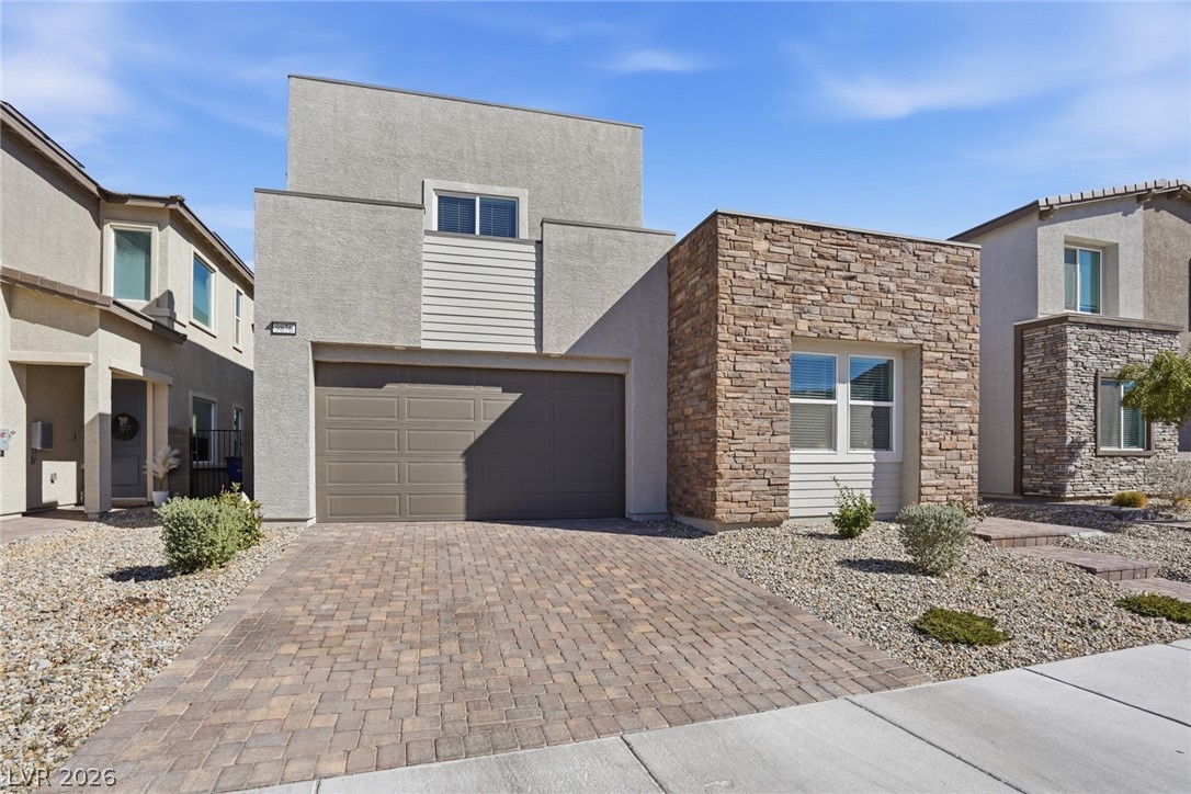 9876 Abel Cliff Street