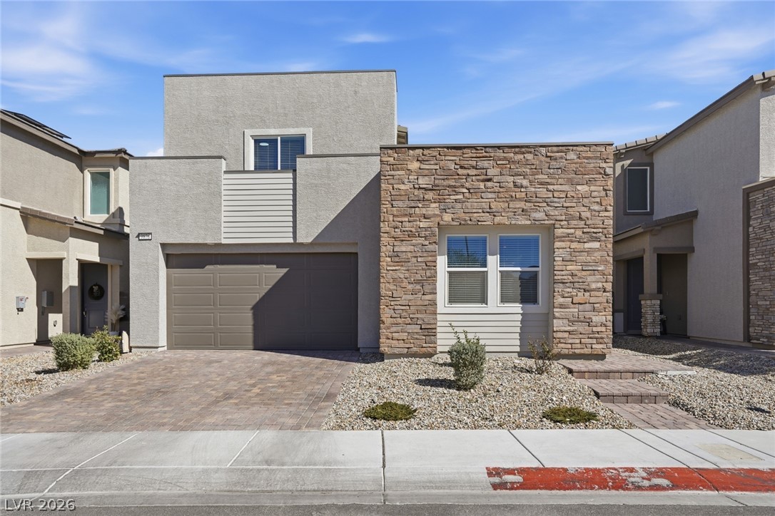 9876 Abel Cliff Street