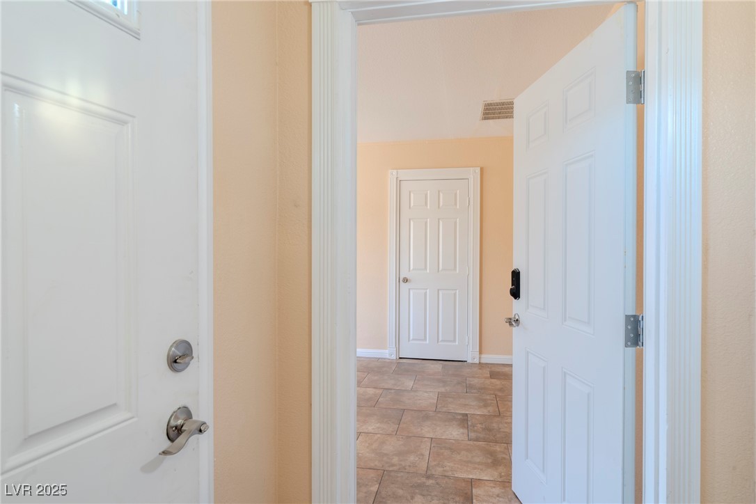 100 Ocotillo Street B