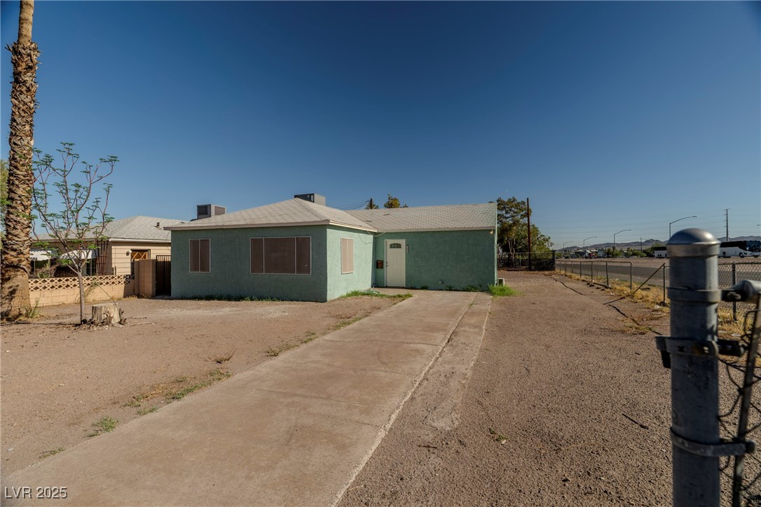 100 Ocotillo Street B
