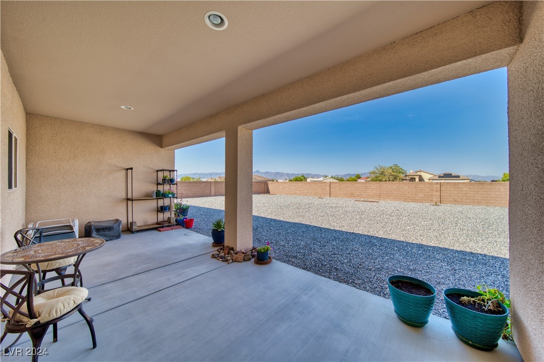 4800 Honey Locust Drive, Pahrump, Nevada image 3