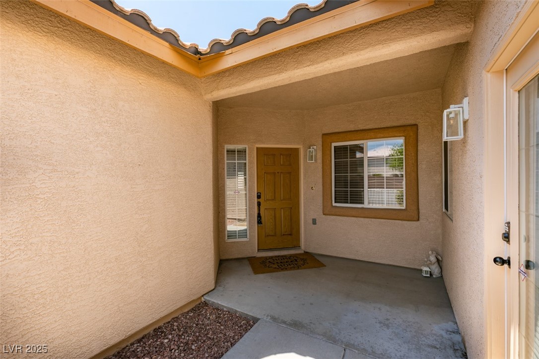 Henderson, Nevada 89074, United States, 4 Bedrooms Bedrooms, ,3 BathroomsBathrooms,Residential,Active,172816