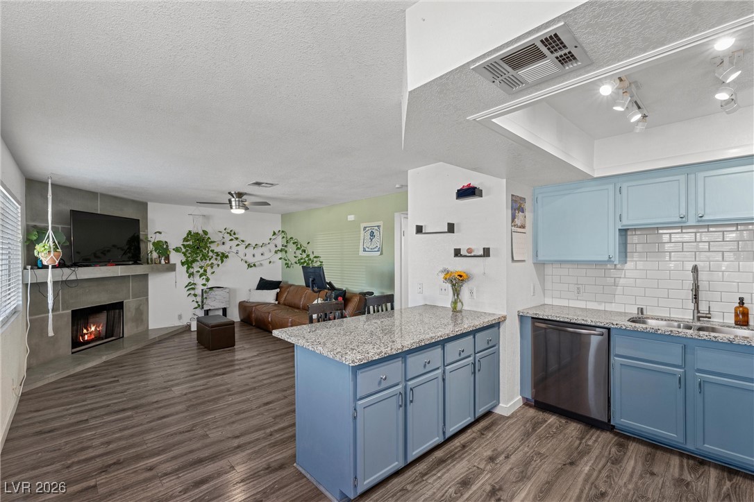 917 Boulder Springs Drive 202