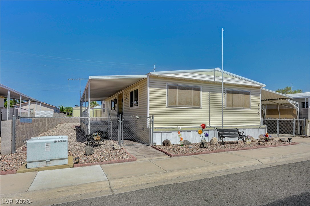 3652 Katmai Drive