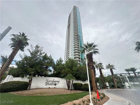 Photo of 222 Karen Avenue #3005, Las Vegas, NV 89109 (MLS # 2736212)