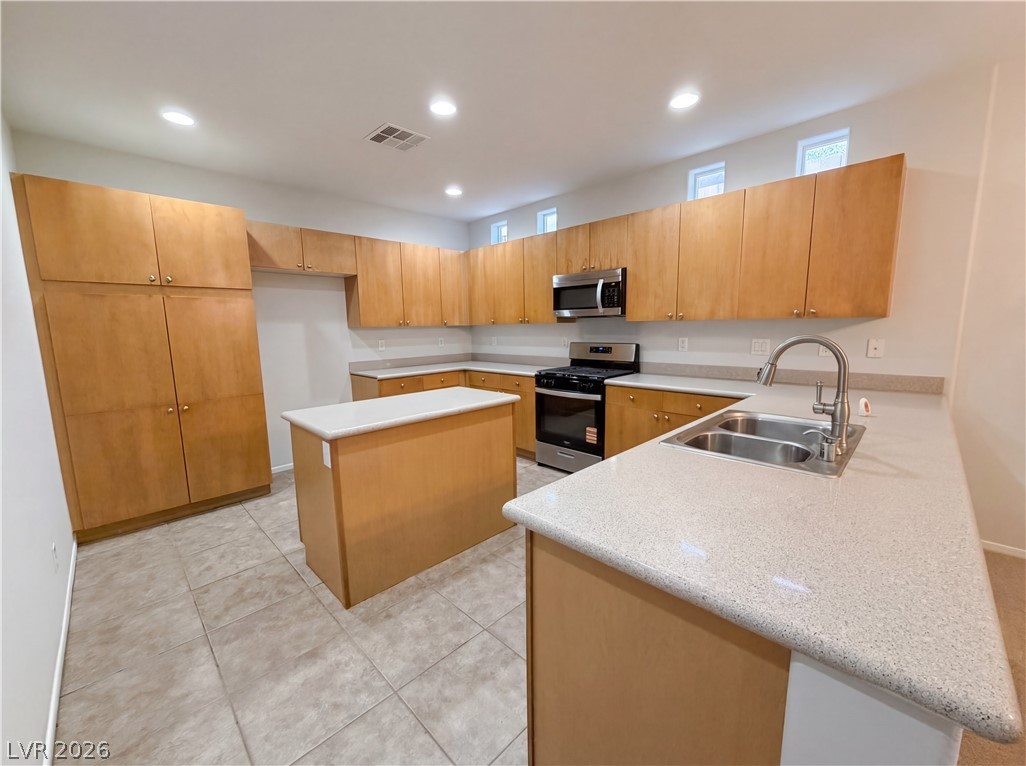 10552 Danielson Avenue