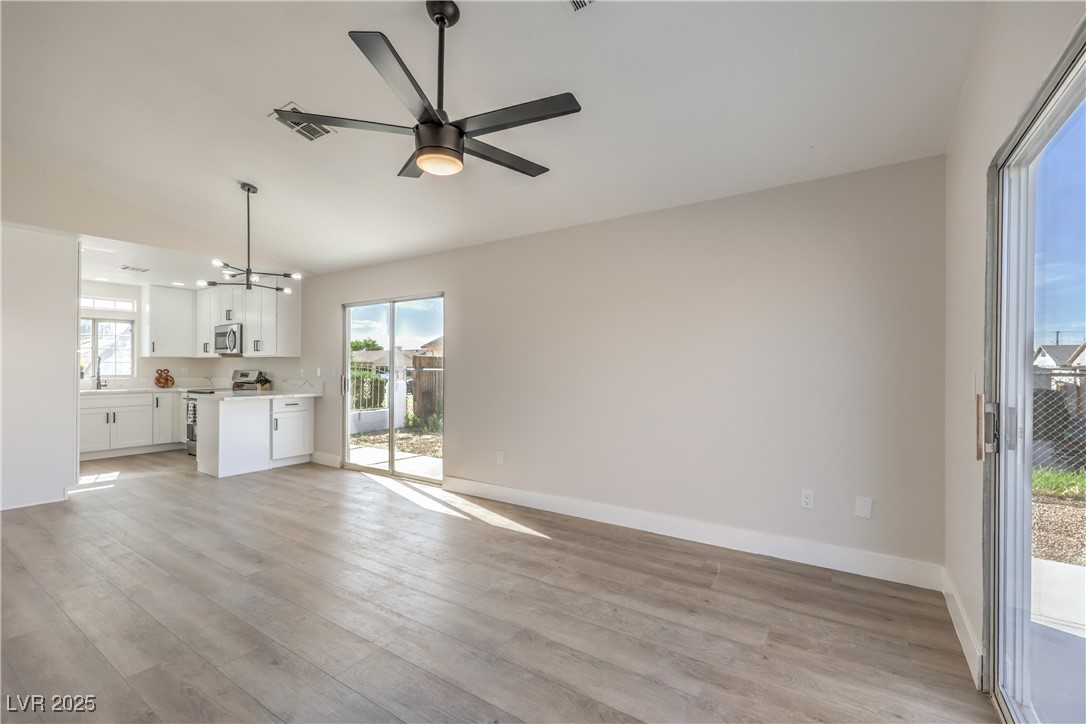 2629 Blue Reef Drive, North Las Vegas, Nevada image 5