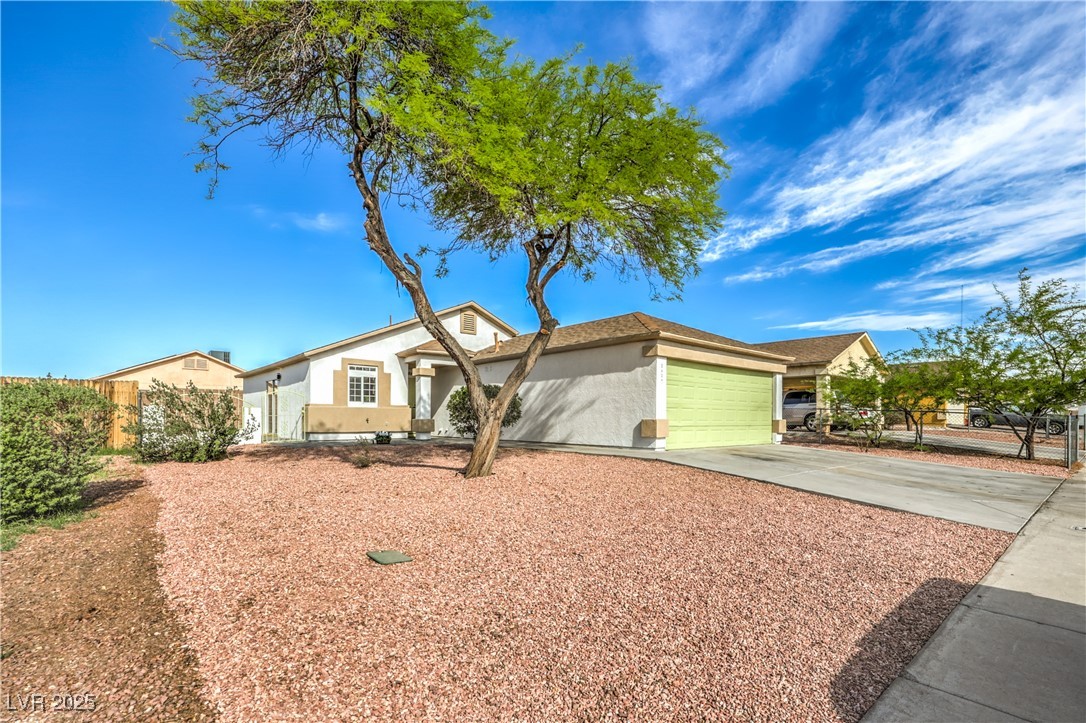 2629 Blue Reef Drive, North Las Vegas, Nevada image 2