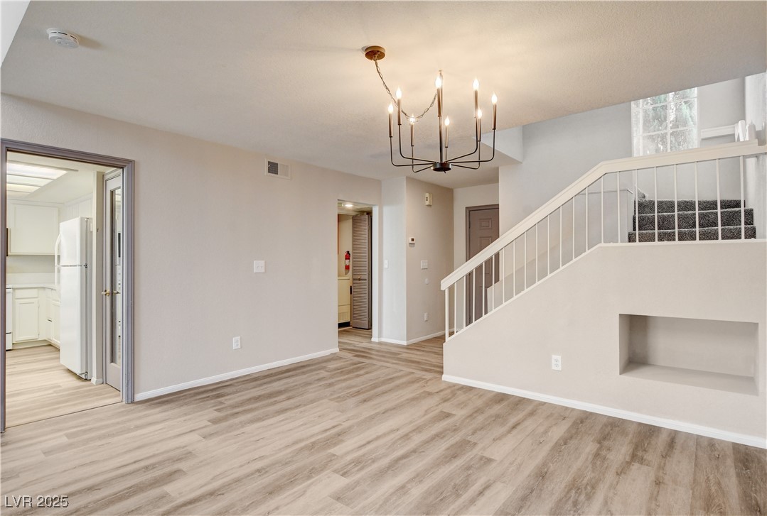 5481 Painted Mirage Road