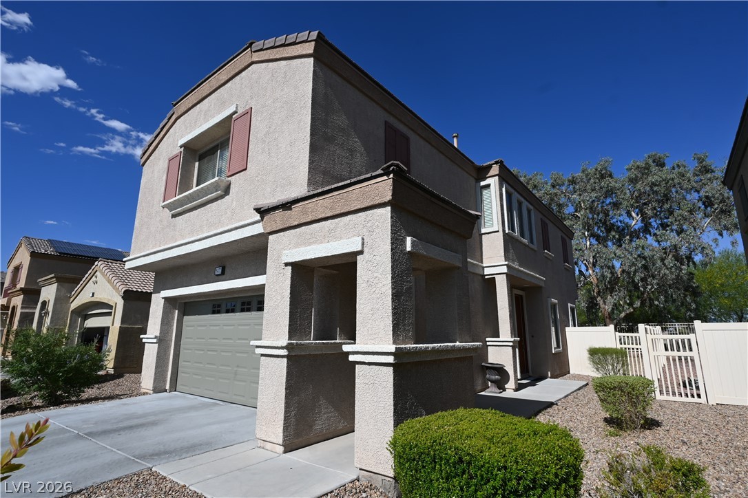 5472 Overlook Valley Street