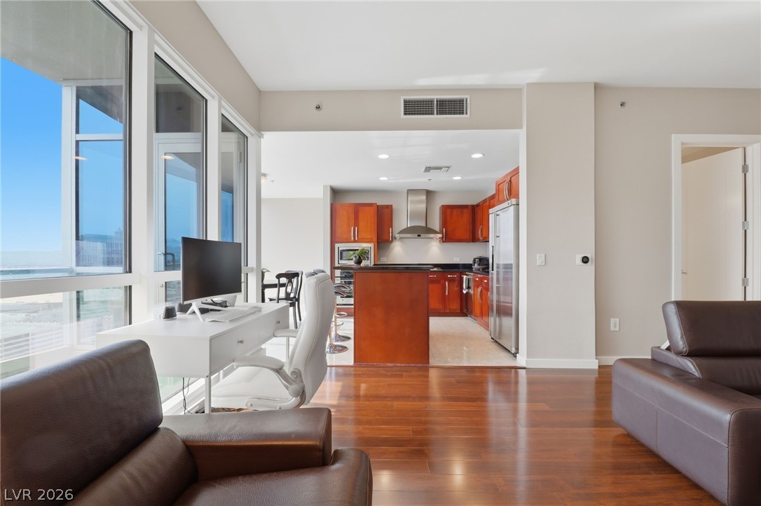 4575 Dean Martin Drive 2507