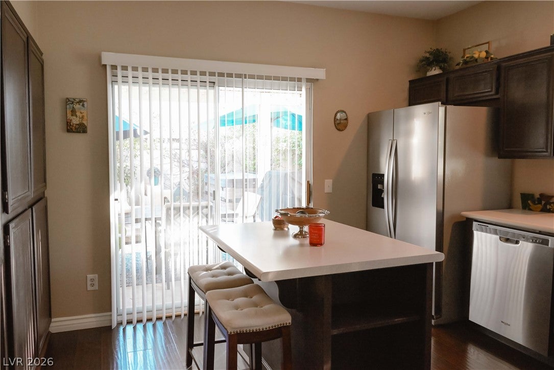 2047 Smoketree Village Circle