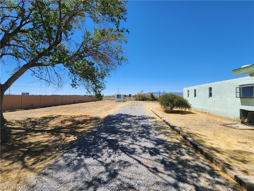 1111 W Hardy Lane