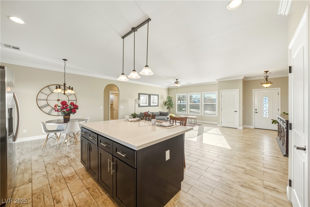 6981 Queenswood Court
